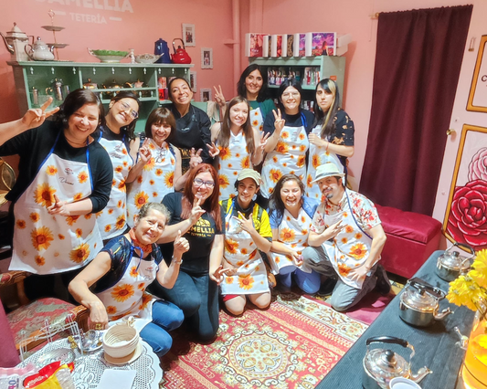 Una Tarde Mágica: Taller de Casas de Jengibre para Navidad