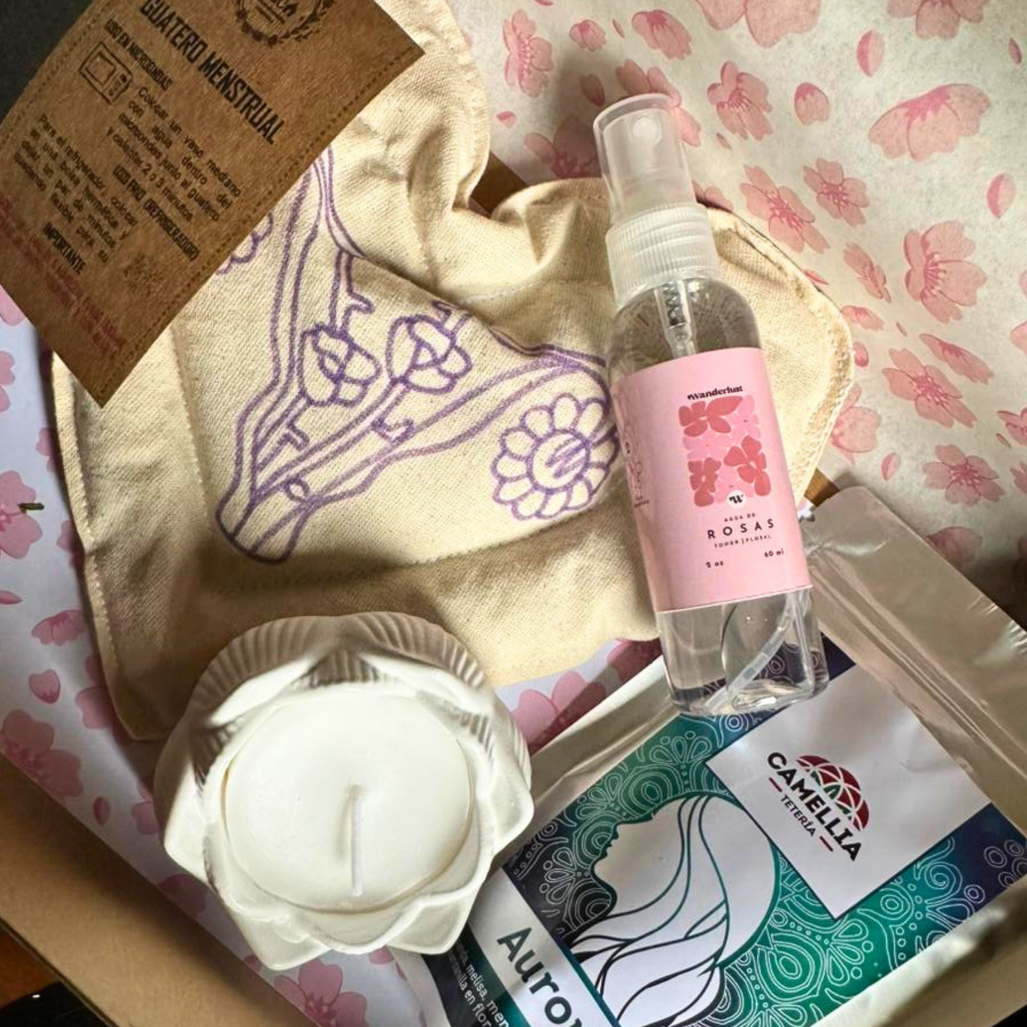 Caja Alma: Raíz Femenina Flor de Utero